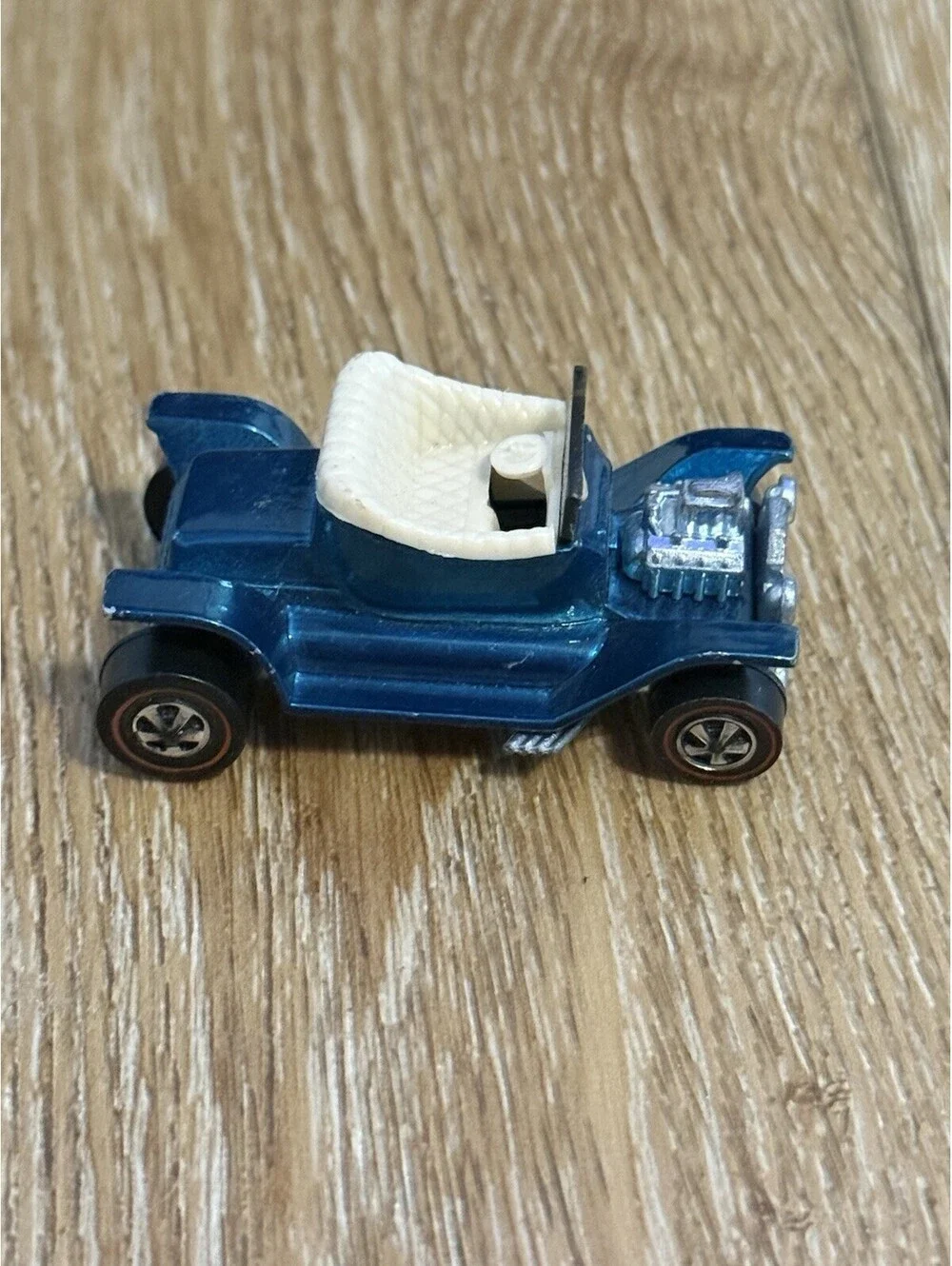 HOT WHEELS REDLINE ORIGINAL 1968 HOT HEAP AQUA BLUE & TAN INTERIOR